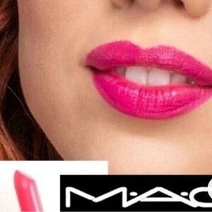 👄✨NEW MAC SAUCY LITTLE DARLING Lipstick New in box Amplified Creme 💄✨